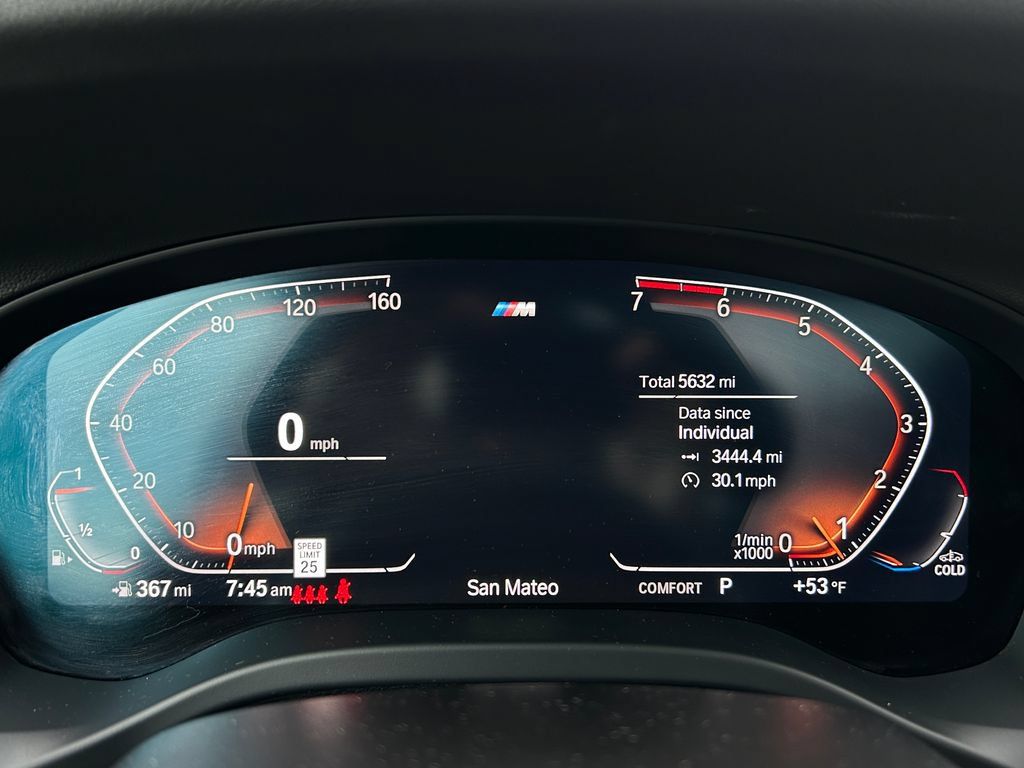 Used 2025 BMW X4 xDrive30i w/ M Sport Package AWD/4WD image 21