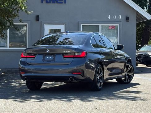 Used 2021 BMW 330i xDrive Sedan w/ Premium Package AWD/4WD image 5