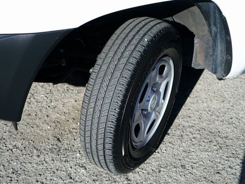 Used 2012 Toyota Tacoma 2WD Regular Cab image 32