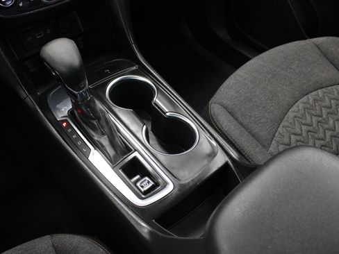 Used 2022 Chevrolet Equinox LT FWD image 17