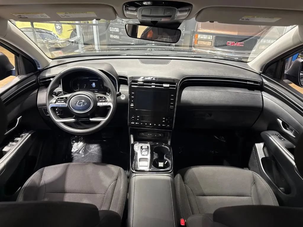 Used 2023 Hyundai Tucson Blue AWD/4WD image 18