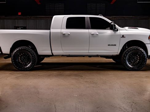 Used 2023 RAM 2500 Laramie image 11