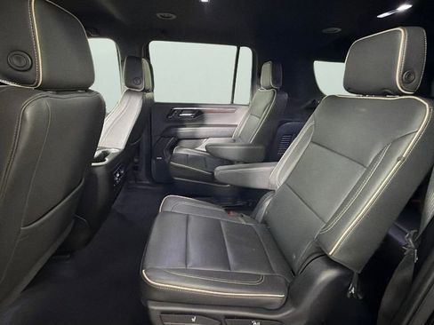Certified 2025 Chevrolet Suburban Premier AWD/4WD image 27