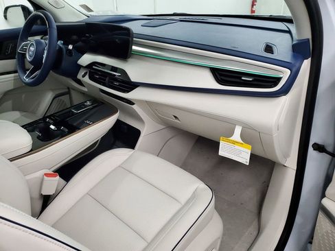 New 2026 Buick Enclave Avenir w/ Super Cruise Package image 11