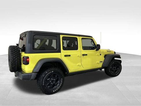 Used 2023 Jeep Wrangler Unlimited w/ Cold Weather Group image 19