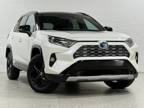 Used 2021 Toyota RAV4 XSE w/ XSE Grade Weather Package AWD/4WD image 4