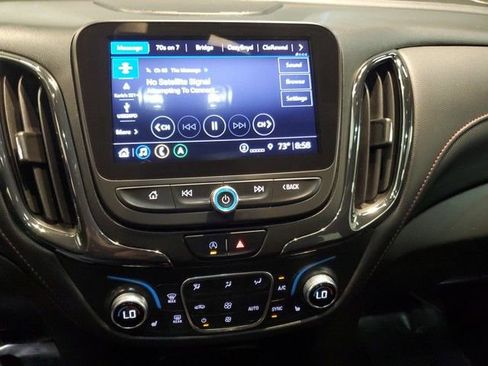 Used 2022 Chevrolet Equinox RS w/ RS Leather Package image 19