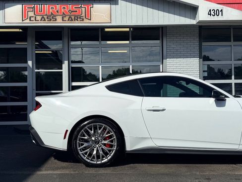 Used 2024 Ford Mustang GT Premium RWD image 10