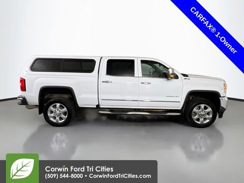 Used 2017 GMC Sierra 2500 SLT w/ Suspension Package, Off-Road AWD/4WD image 18