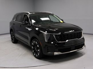 Used 2025 Kia Sorento SX FWD video 1