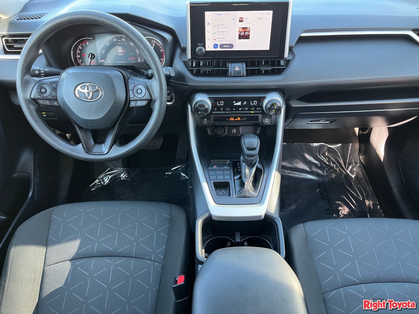 Certified 2025 Toyota RAV4 XLE AWD/4WD image 16