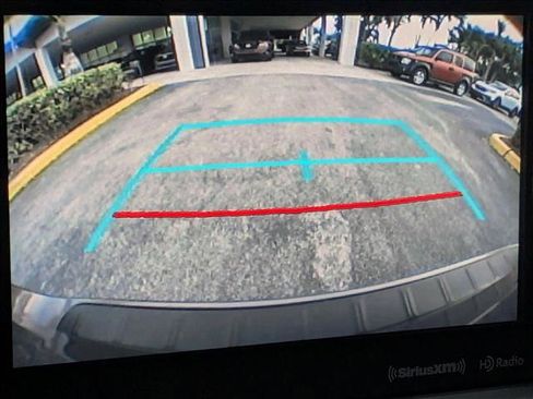 Used 2018 Toyota Sienna XLE image 13