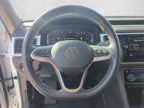 Used 2023 Volkswagen Atlas SE FWD image 12