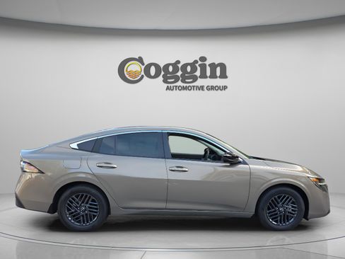 New 2026 Nissan Sentra SV w/ Floor Mat Package FWD image 6
