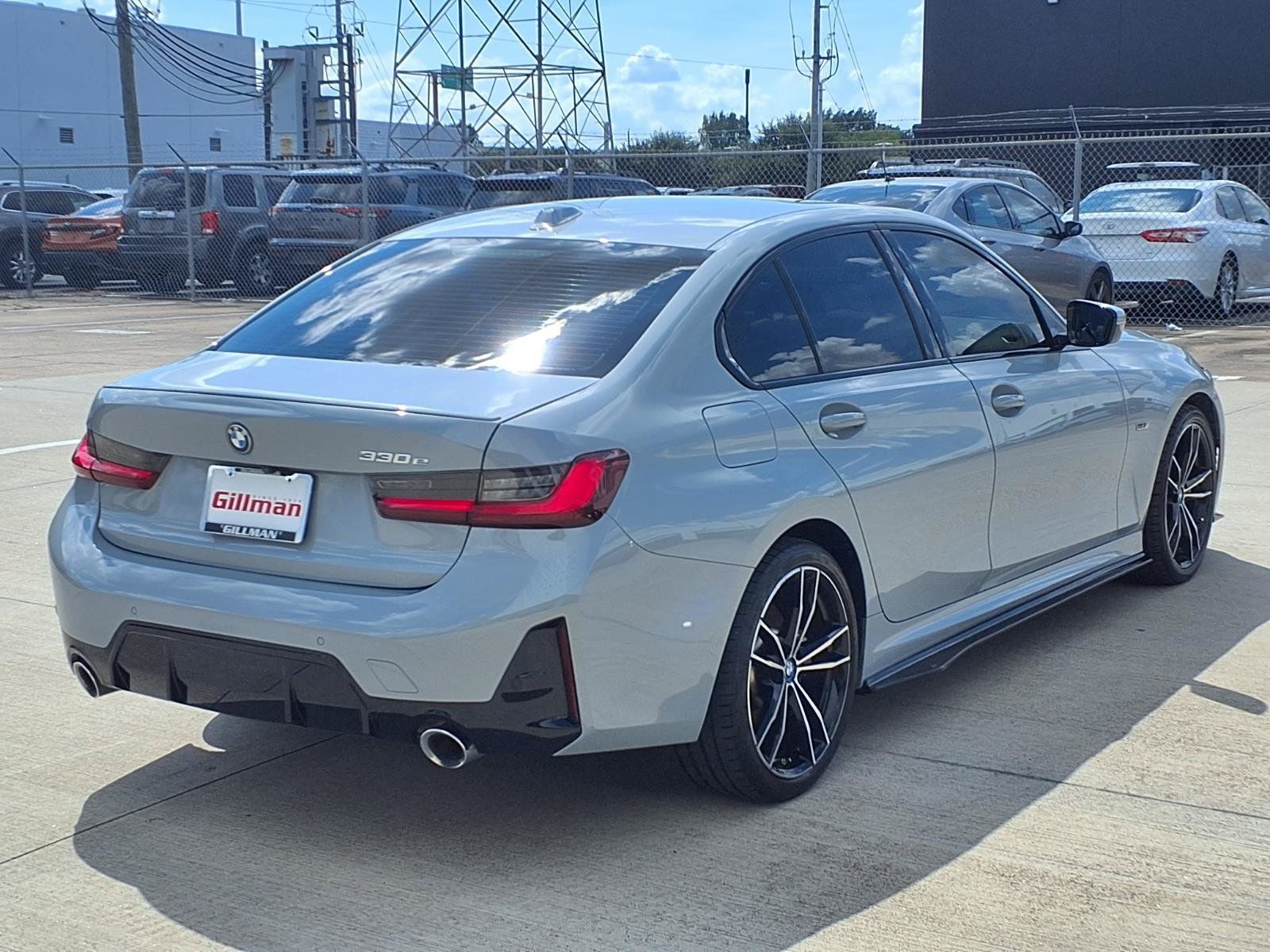Used 2023 BMW 330e RWD image 31