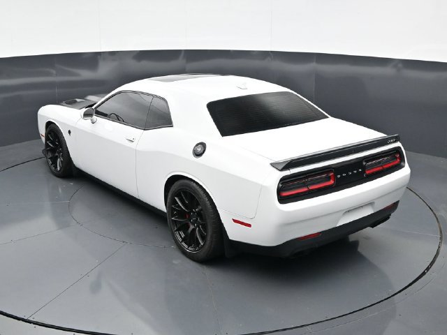 Used 2016 Dodge Challenger SRT Hellcat RWD image 43