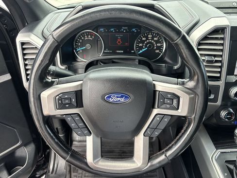 Used 2019 Ford F150 Platinum RWD image 28