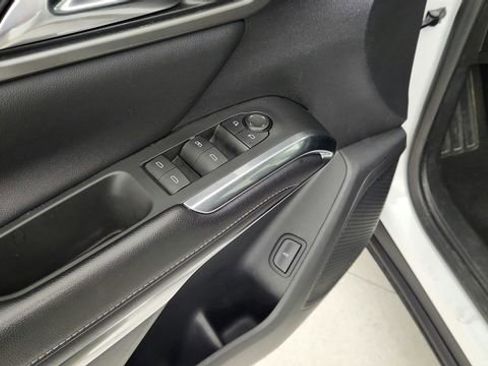 Used 2024 Chevrolet Traverse LT FWD image 24