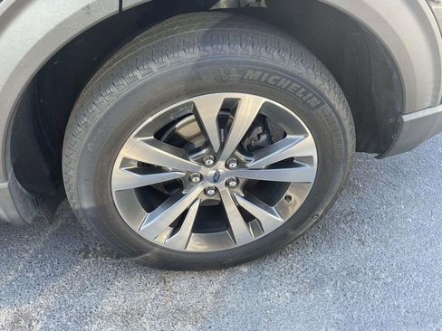 Used 2020 Ford Explorer Platinum image 30