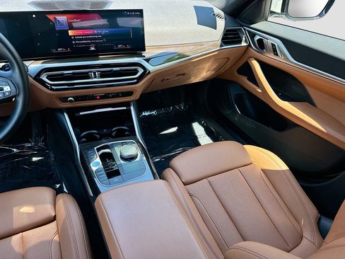 Used 2023 BMW i4 eDrive35 w/ Premium Package RWD image 22