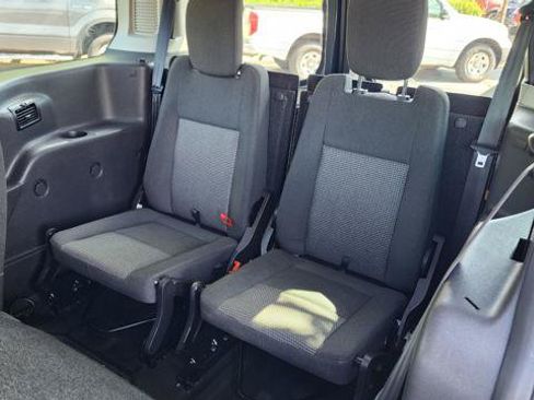 Used 2014 Ford Transit Connect XL FWD image 20