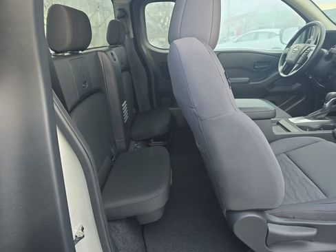 New 2025 Nissan Frontier S image 10