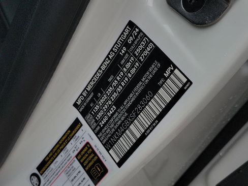 Used 2025 Mercedes-Benz GLC 300 image 32