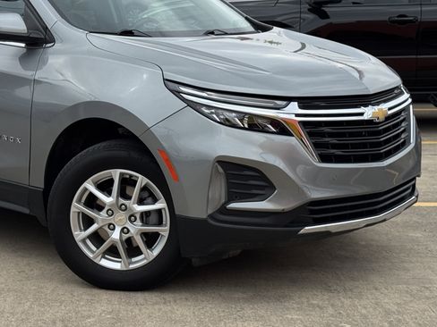 Used 2024 Chevrolet Equinox LT image 2