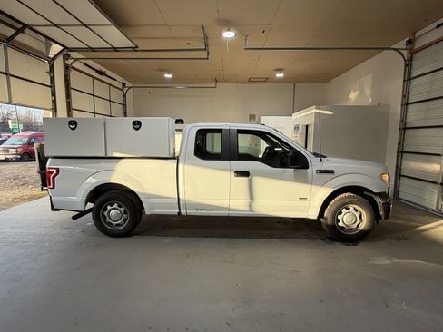 Used 2016 Ford F150 XL w/ XL Power Equipment Group image 2