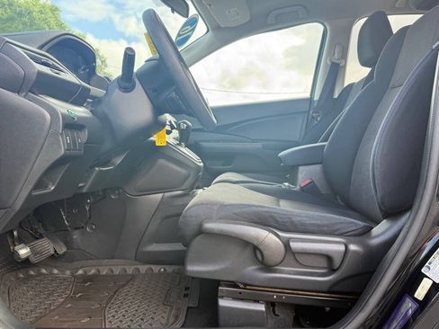 Used 2016 Honda CR-V SE image 11
