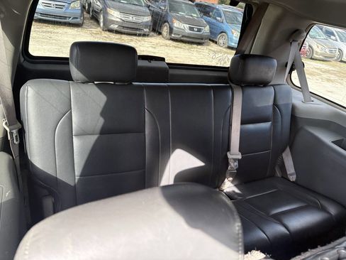 Used 2005 Nissan Armada SE image 7