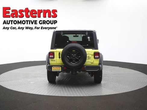 Used 2023 Jeep Wrangler Unlimited AWD/4WD image 37