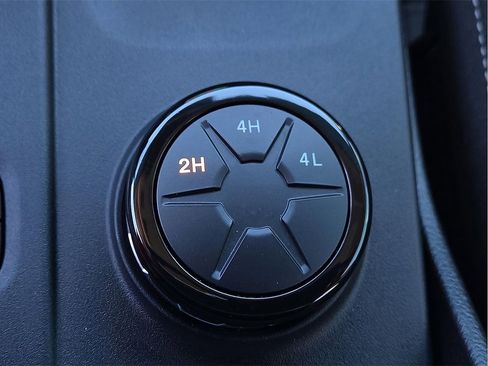 Used 2024 Ford Ranger XLT w/ Trailer Tow Package image 15