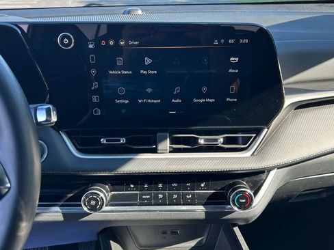 Used 2025 Chevrolet Equinox LT image 22