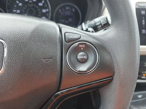 Used 2018 Honda HR-V EX image 20