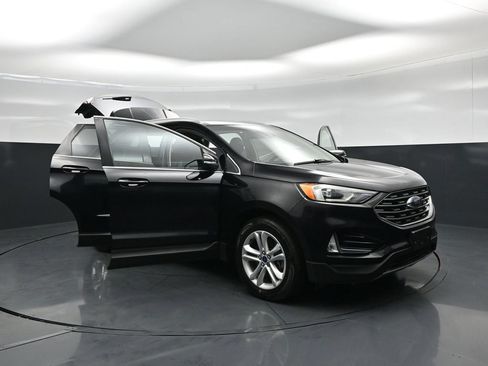 Used 2019 Ford Edge SEL w/ Equipment Group 201A AWD/4WD image 30