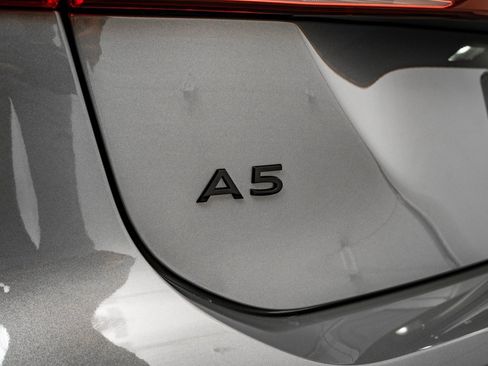 New 2025 Audi A5 2.0T Premium image 18