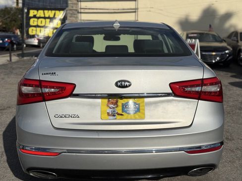 Used 2016 Kia Cadenza image 6