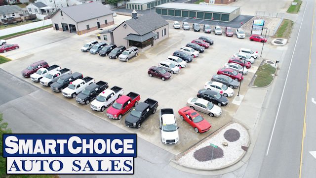 Used 2025 Chevrolet Traverse RS AWD/4WD image 3