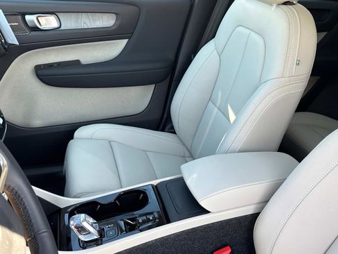 New 2026 Volvo XC40 B5 Ultra w/ Climate Package image 20