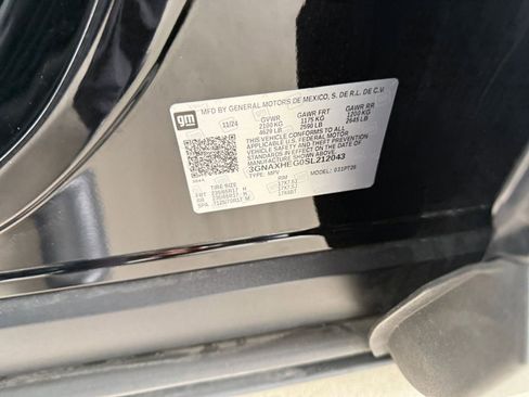 Used 2025 Chevrolet Equinox LT image 30