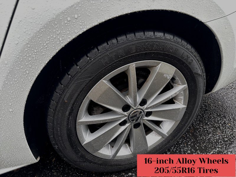 Used 2015 Volkswagen Jetta TDI SE FWD image 33