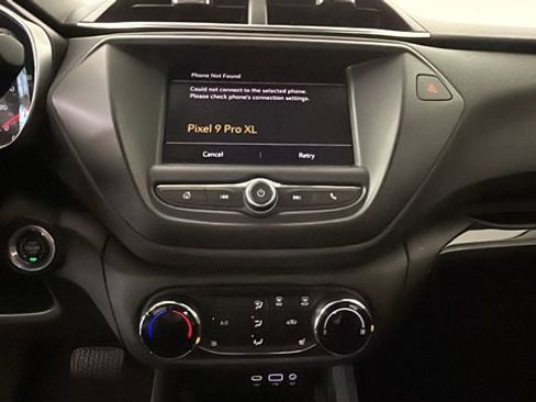 Used 2022 Chevrolet TrailBlazer LT w/ LPO, Blackout Package FWD image 23