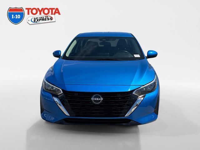 Used 2024 Nissan Sentra SV FWD image 8