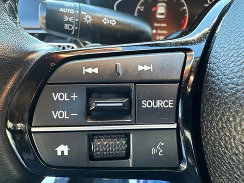 Used 2025 Honda Civic Sport image 29