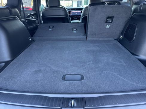 New 2026 Jeep Grand Cherokee Limited image 18