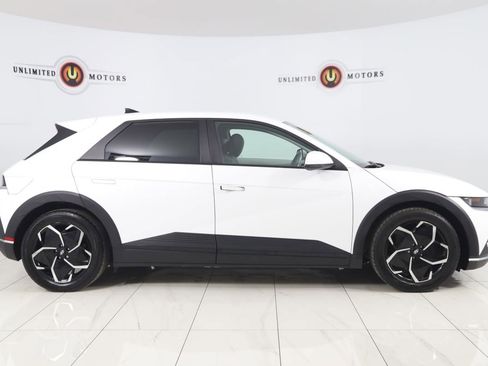 Used 2022 Hyundai Ioniq 5 SE AWD/4WD image 2