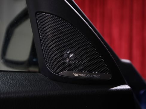 Used 2015 BMW M235i Convertible image 26