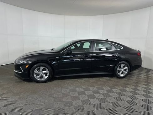 Certified 2023 Hyundai Sonata SE w/ Preferred Accessory Package image 6