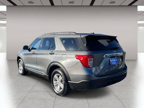 Used 2022 Ford Explorer XLT w/ Class IV Trailer Tow Package AWD/4WD image 6